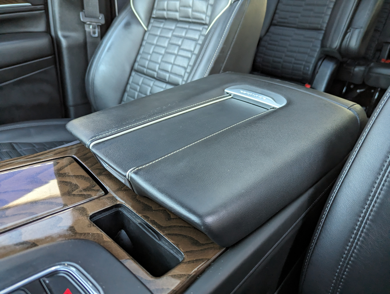 Cadillac Escalade 4WD 4dr Sport Platinum 2023