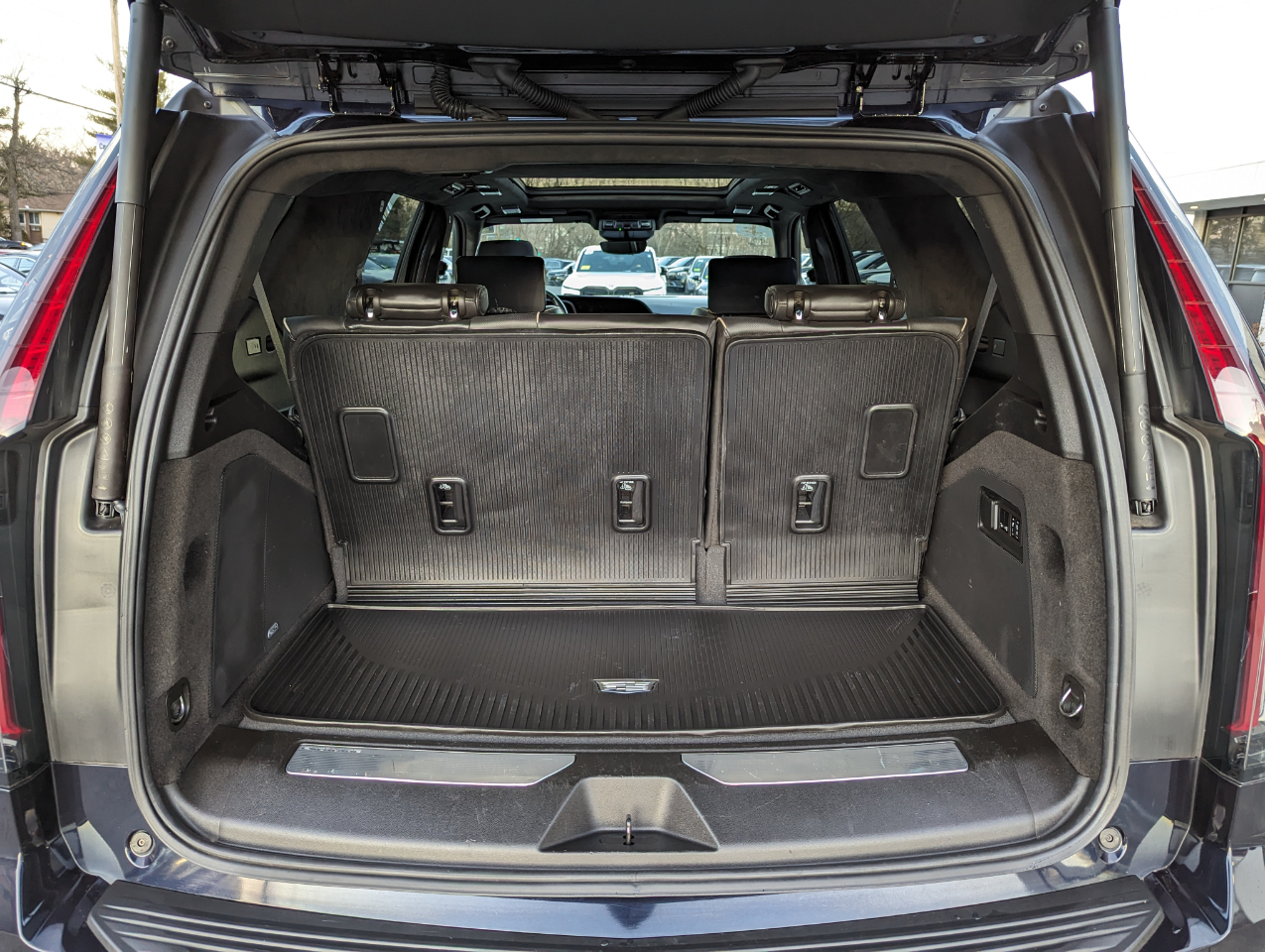 Cadillac Escalade 4WD 4dr Sport Platinum 2023