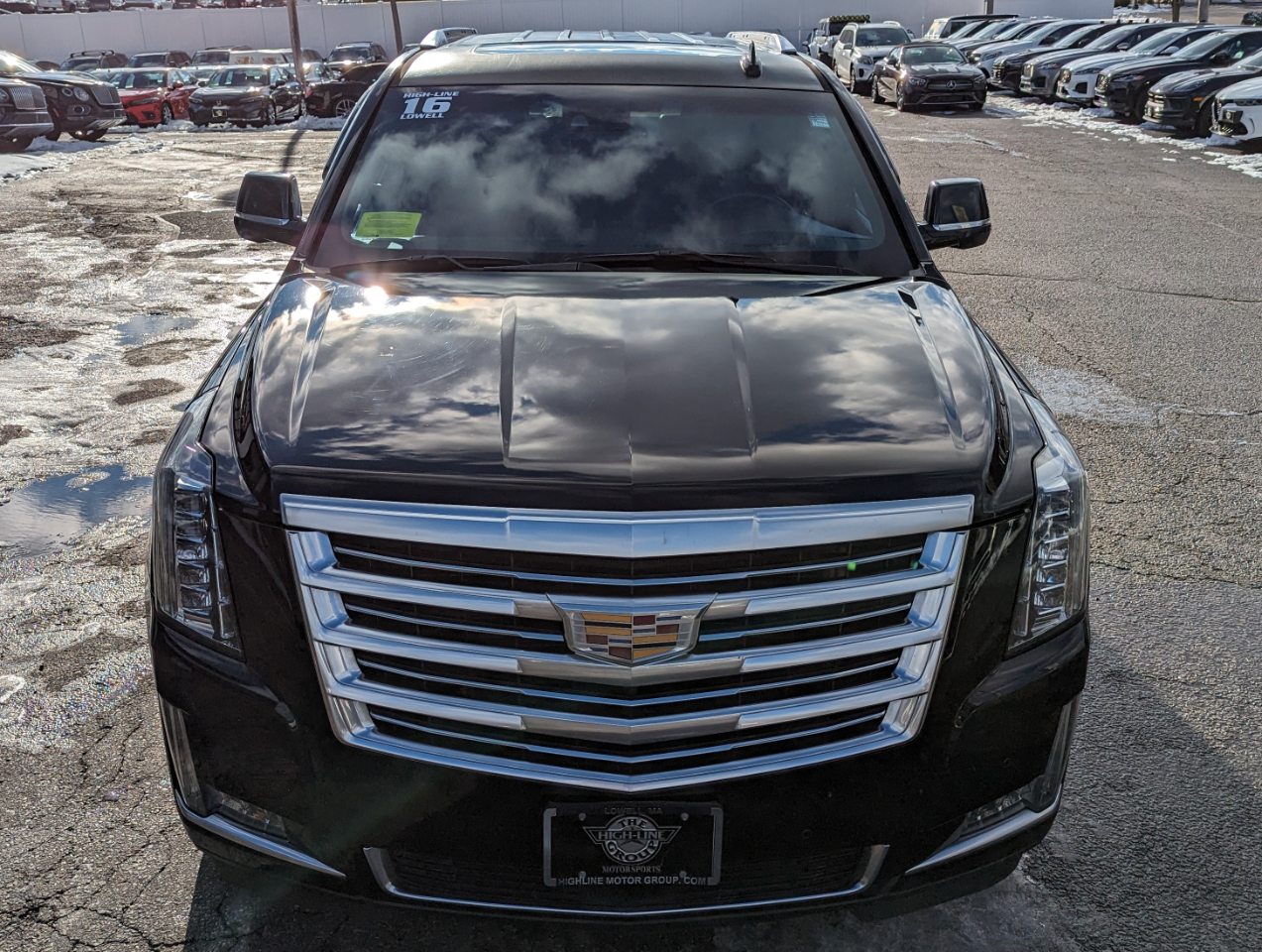 2016 Cadillac Escalade Platinum photo 3