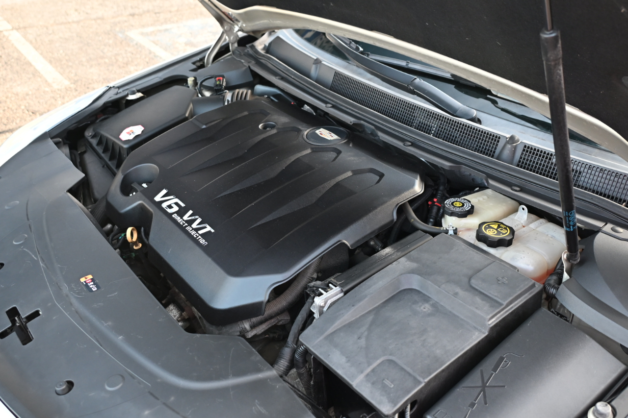 Cadillac XTS 4dr Sdn Luxury Collection AWD 2016