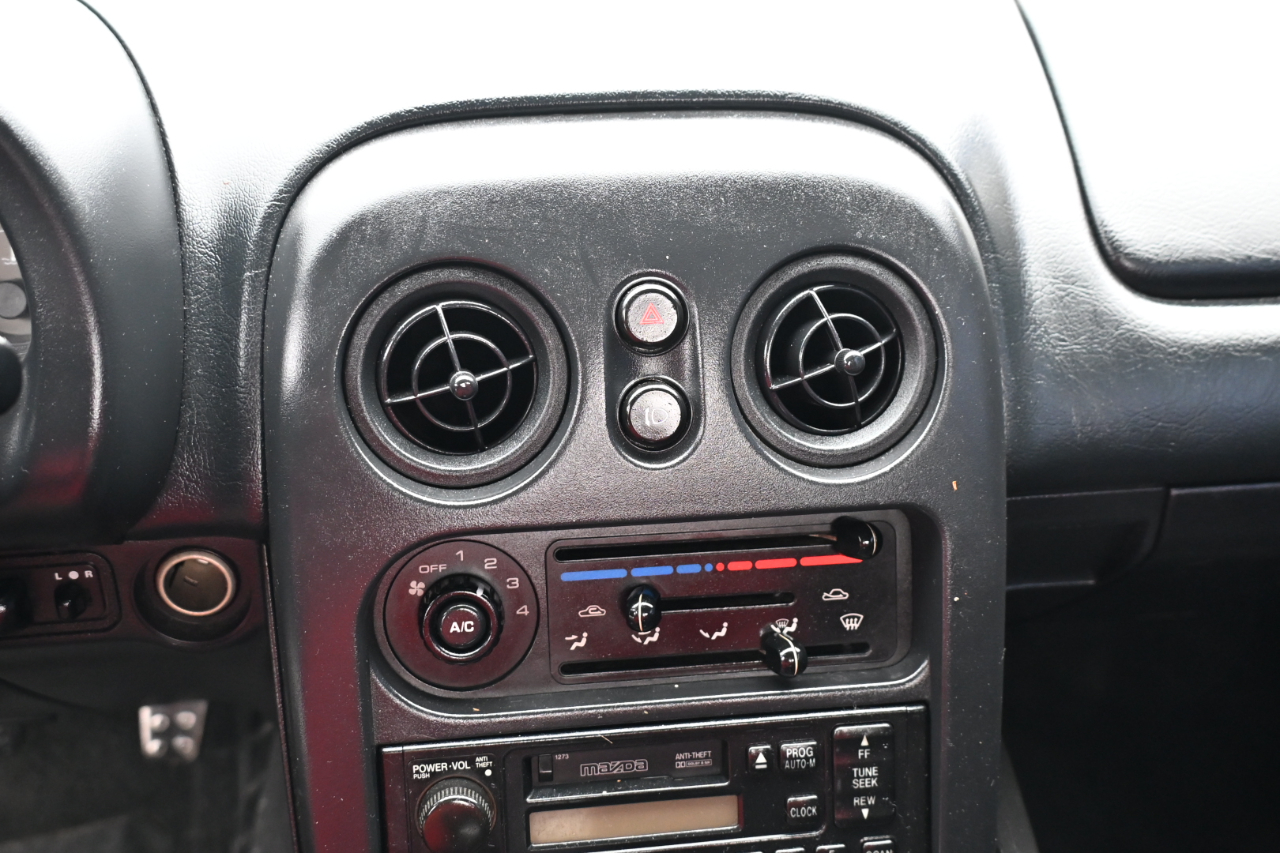 Mazda MX-5 Miata 2dr Conv STO-Edition Auto 1997