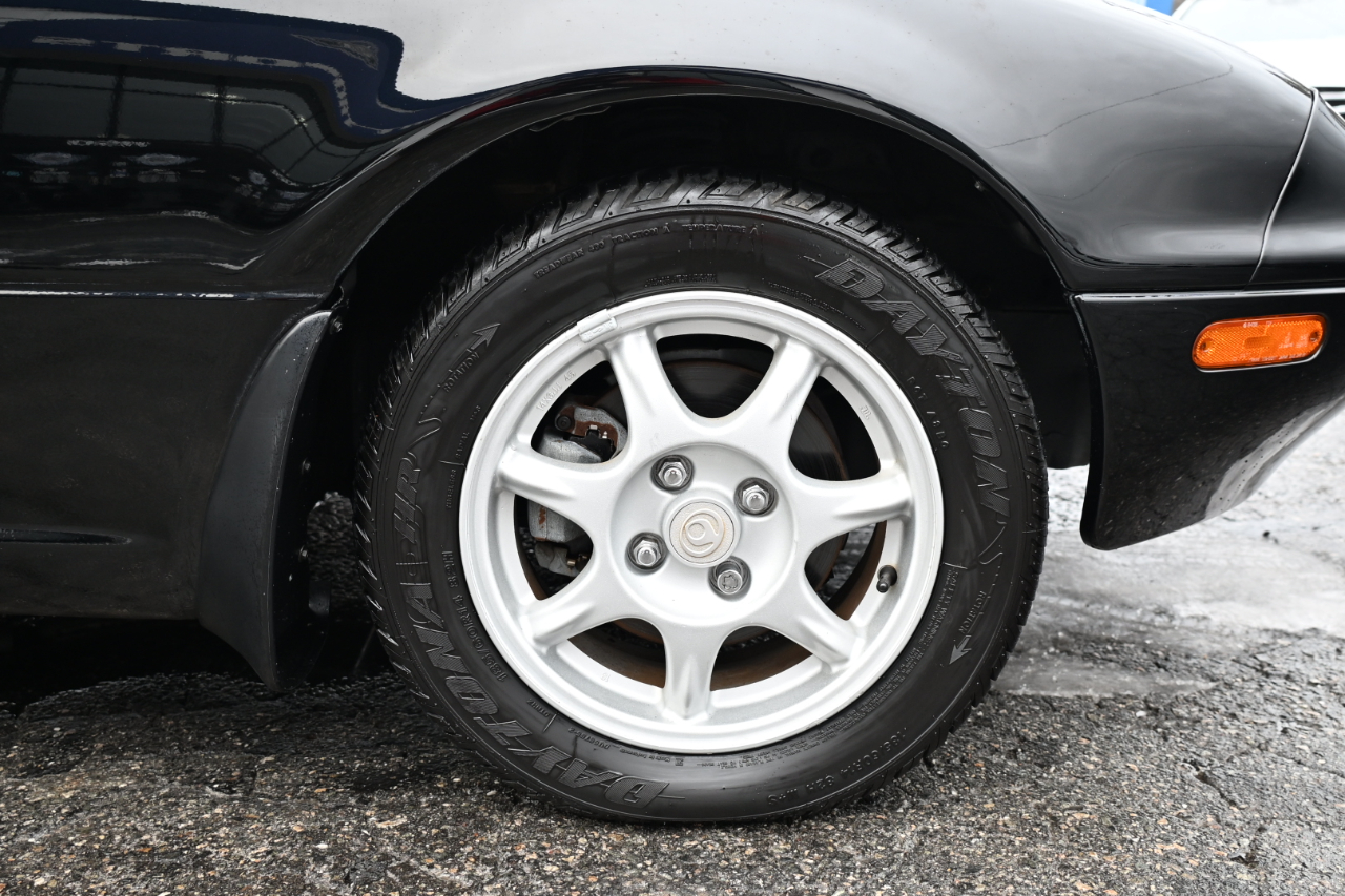 Mazda MX-5 Miata 2dr Conv STO-Edition Auto 1997