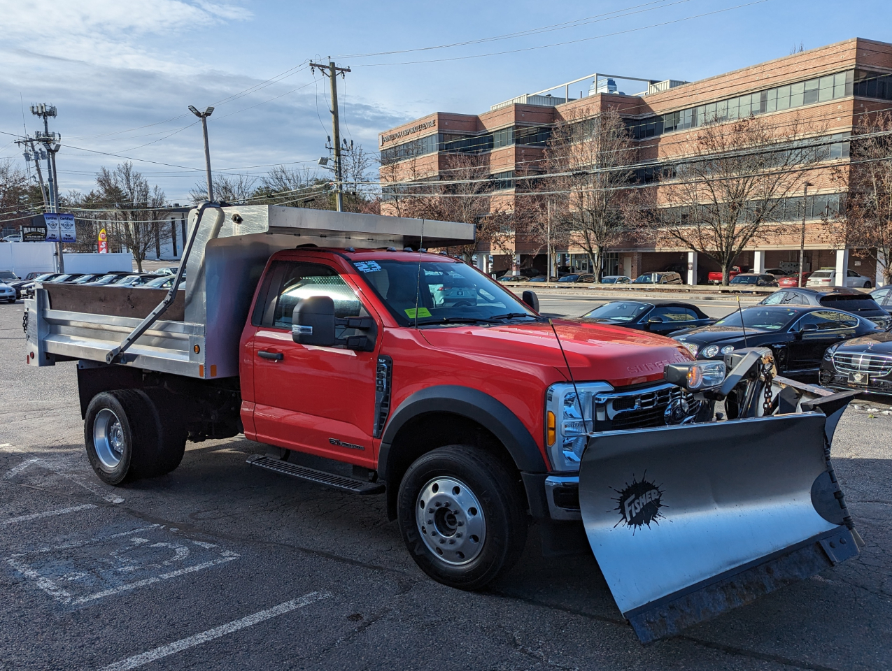 Ford Super Duty F-600 DRW XLT 4WD Reg Cab 145" WB 60" CA 2023