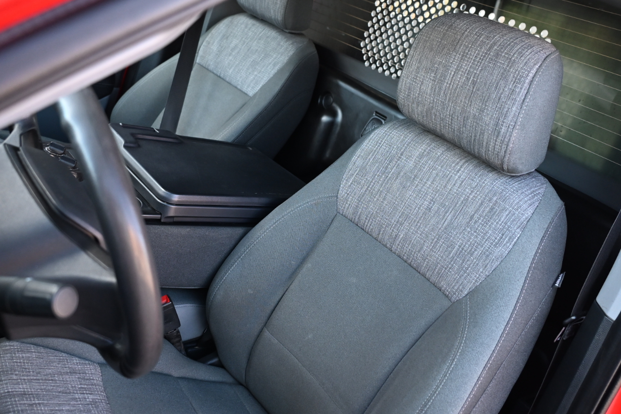 Ford Super Duty F-600 DRW XLT 4WD Reg Cab 145" WB 60" CA 2023