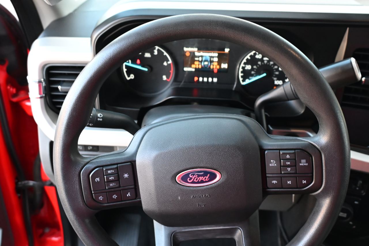 Ford Super Duty F-600 DRW XLT 4WD Reg Cab 145" WB 60" CA 2023