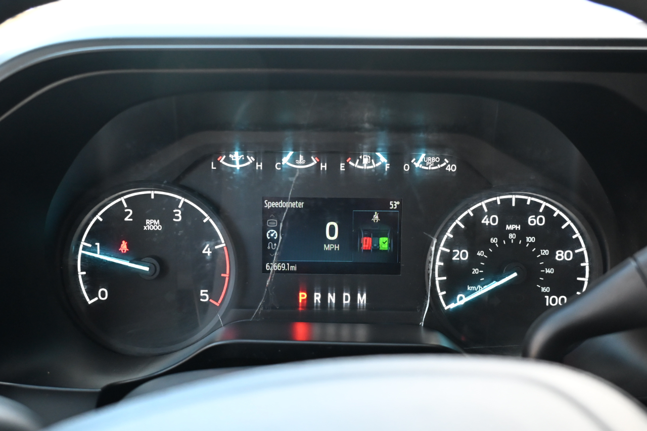 Ford Super Duty F-600 DRW XLT 4WD Reg Cab 145" WB 60" CA 2023