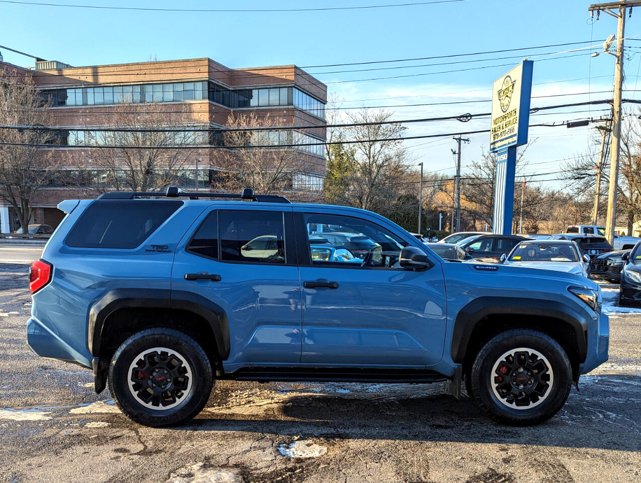 Toyota 4Runner Hybrid TRD Off Road 4WD (Natl) 2025