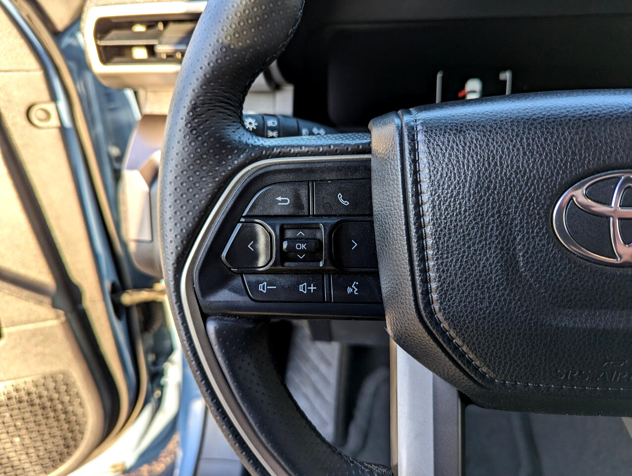 Toyota 4Runner Hybrid TRD Off Road 4WD (Natl) 2025