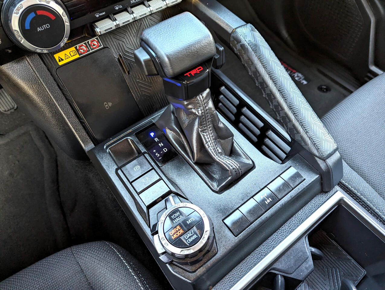 Toyota 4Runner Hybrid TRD Off Road 4WD (Natl) 2025