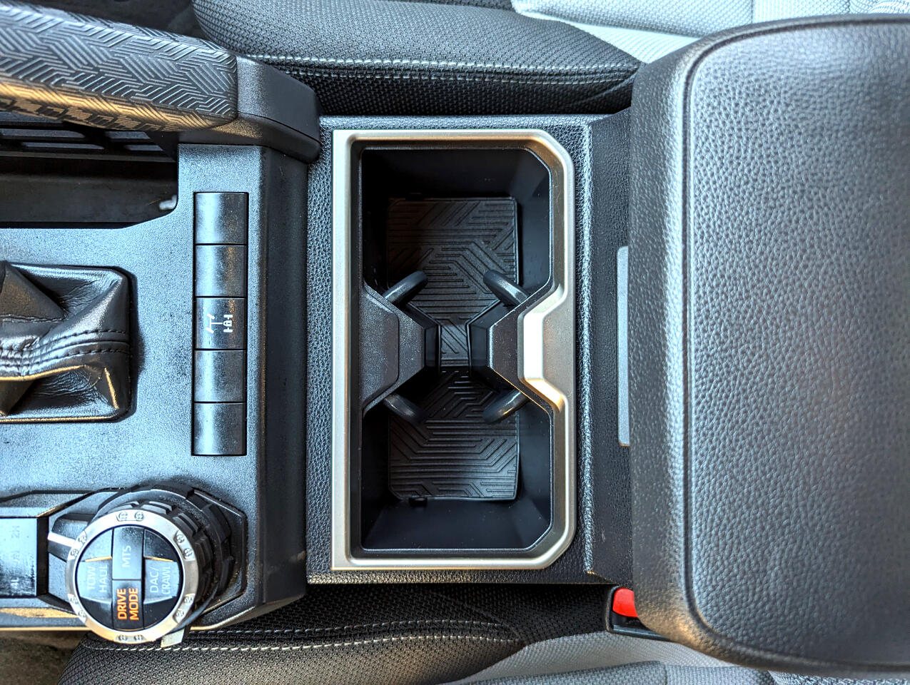 Toyota 4Runner Hybrid TRD Off Road 4WD (Natl) 2025