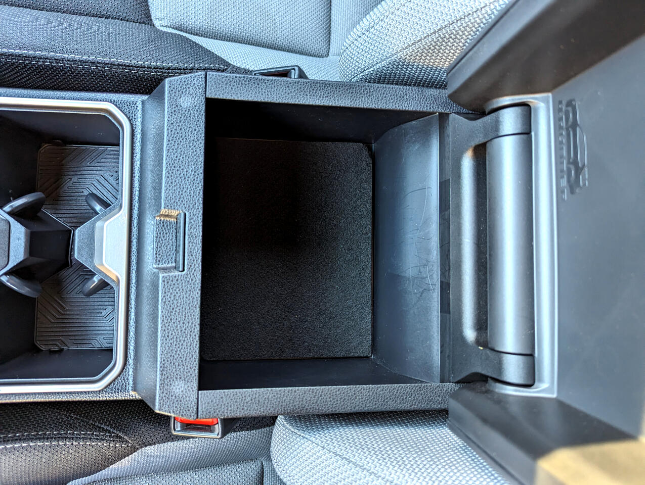 Toyota 4Runner Hybrid TRD Off Road 4WD (Natl) 2025