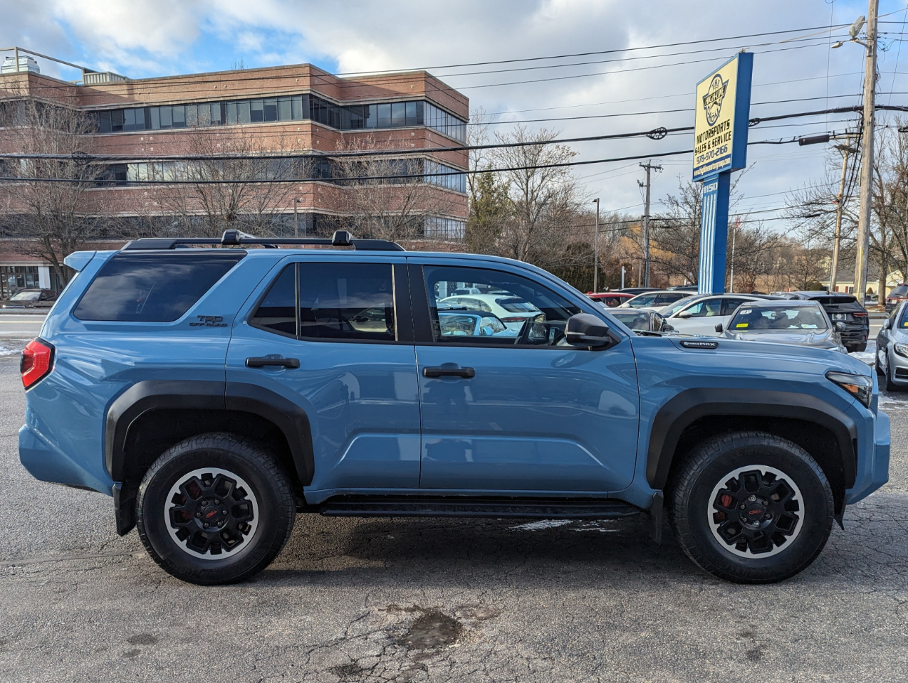 Toyota 4Runner Hybrid TRD Off Road 4WD (Natl) 2025