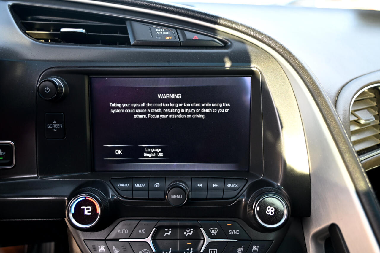 Chevrolet Corvette 2dr Stingray Cpe w/2LT 2015