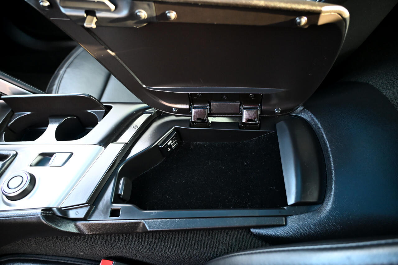 Chevrolet Corvette 2dr Stingray Cpe w/2LT 2015