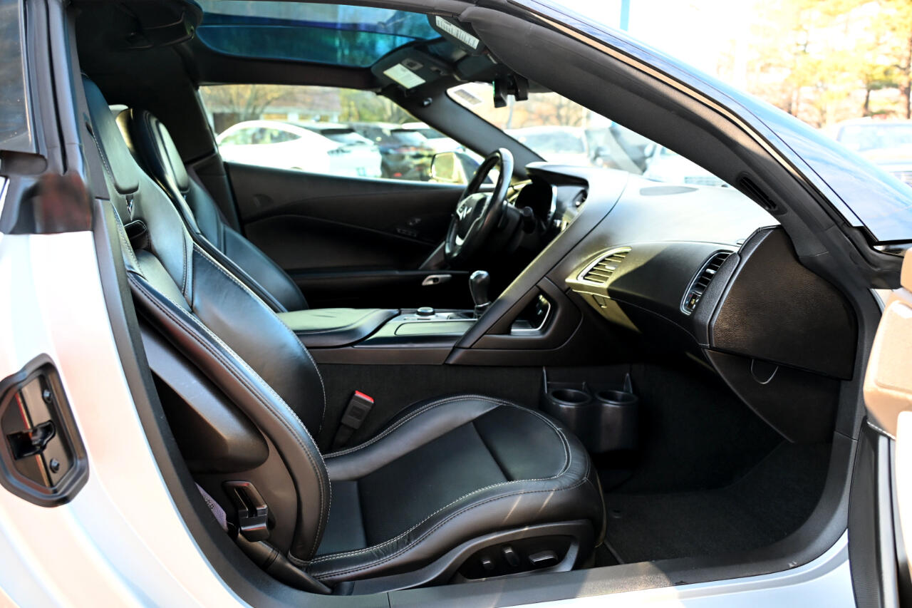 Chevrolet Corvette 2dr Stingray Cpe w/2LT 2015