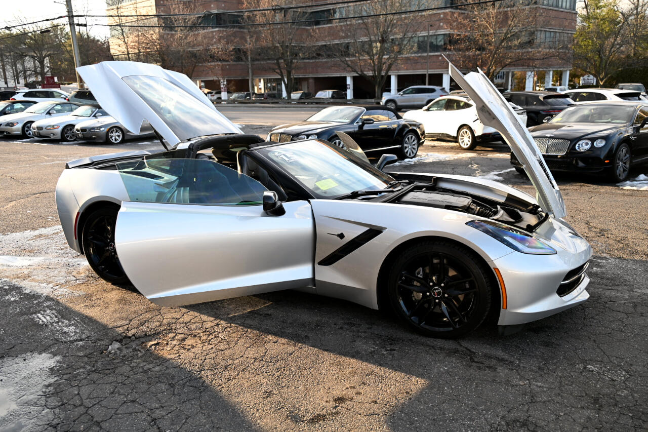 Chevrolet Corvette 2dr Stingray Cpe w/2LT 2015