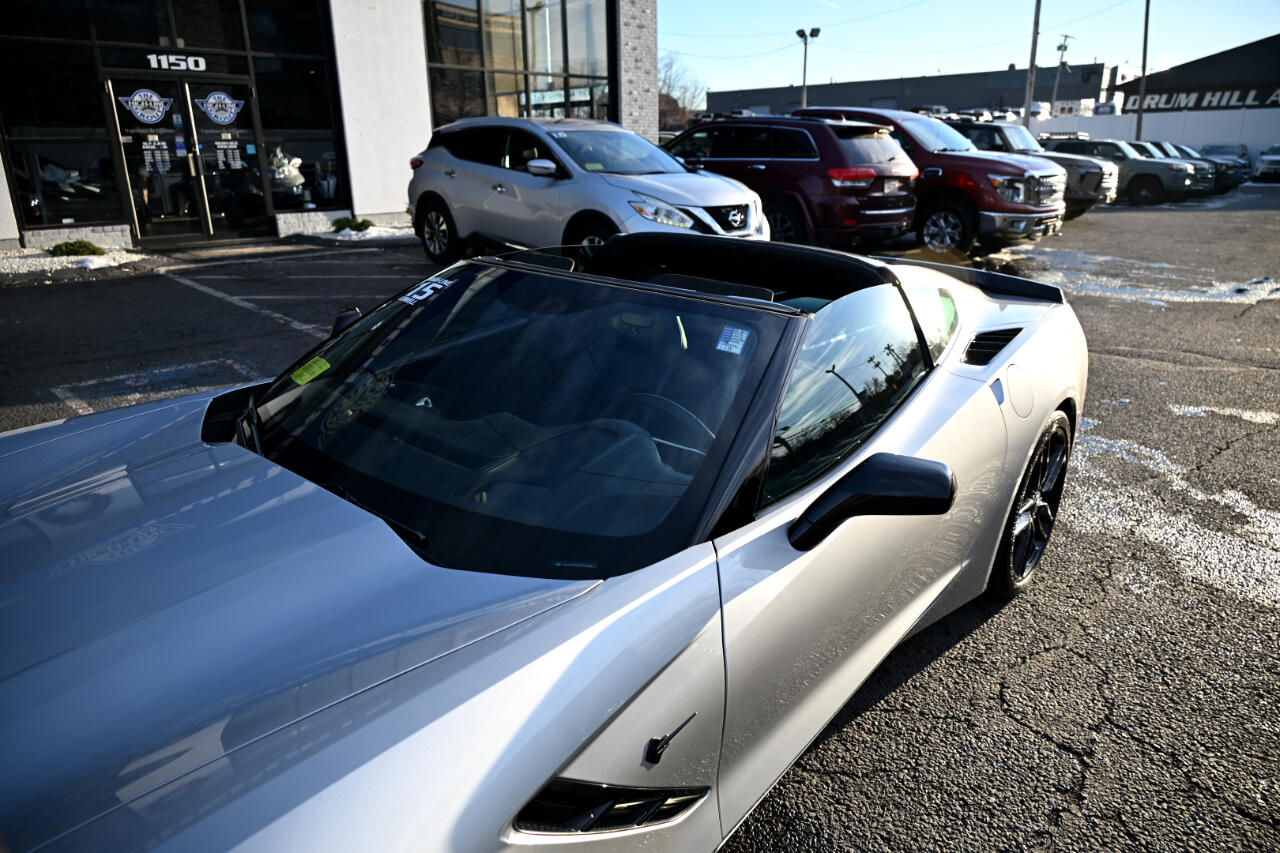 Chevrolet Corvette 2dr Stingray Cpe w/2LT 2015