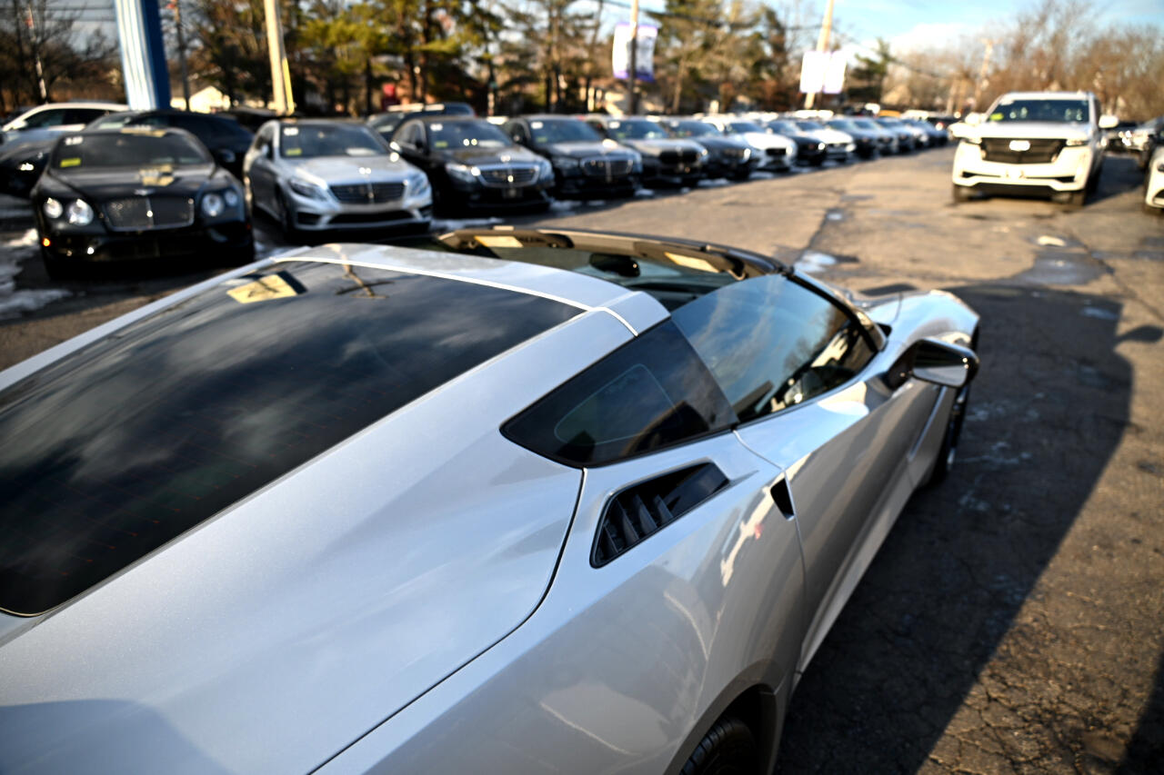 Chevrolet Corvette 2dr Stingray Cpe w/2LT 2015