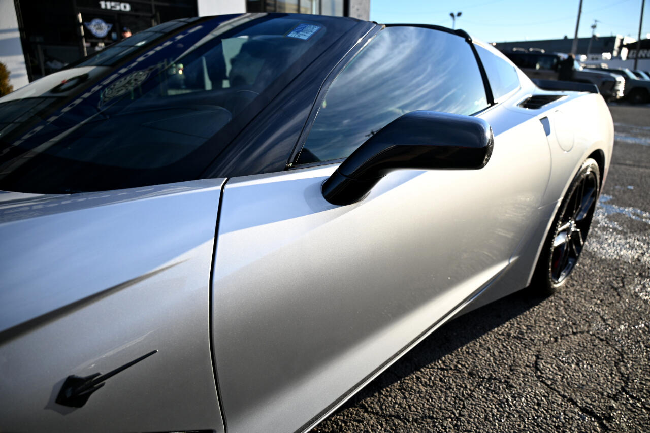 Chevrolet Corvette 2dr Stingray Cpe w/2LT 2015