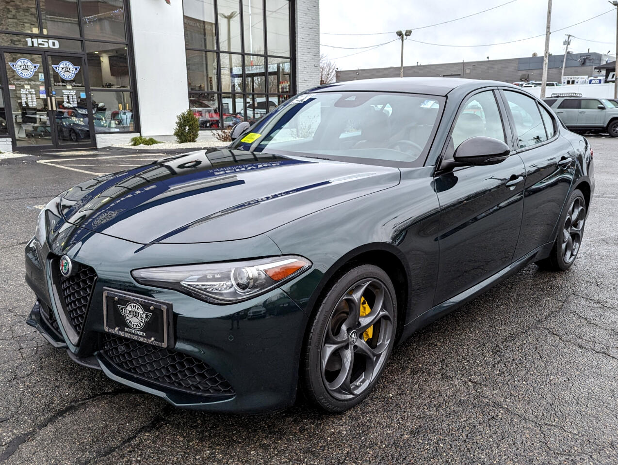 2021 Alfa Romeo Giulia Ti Sport's photo