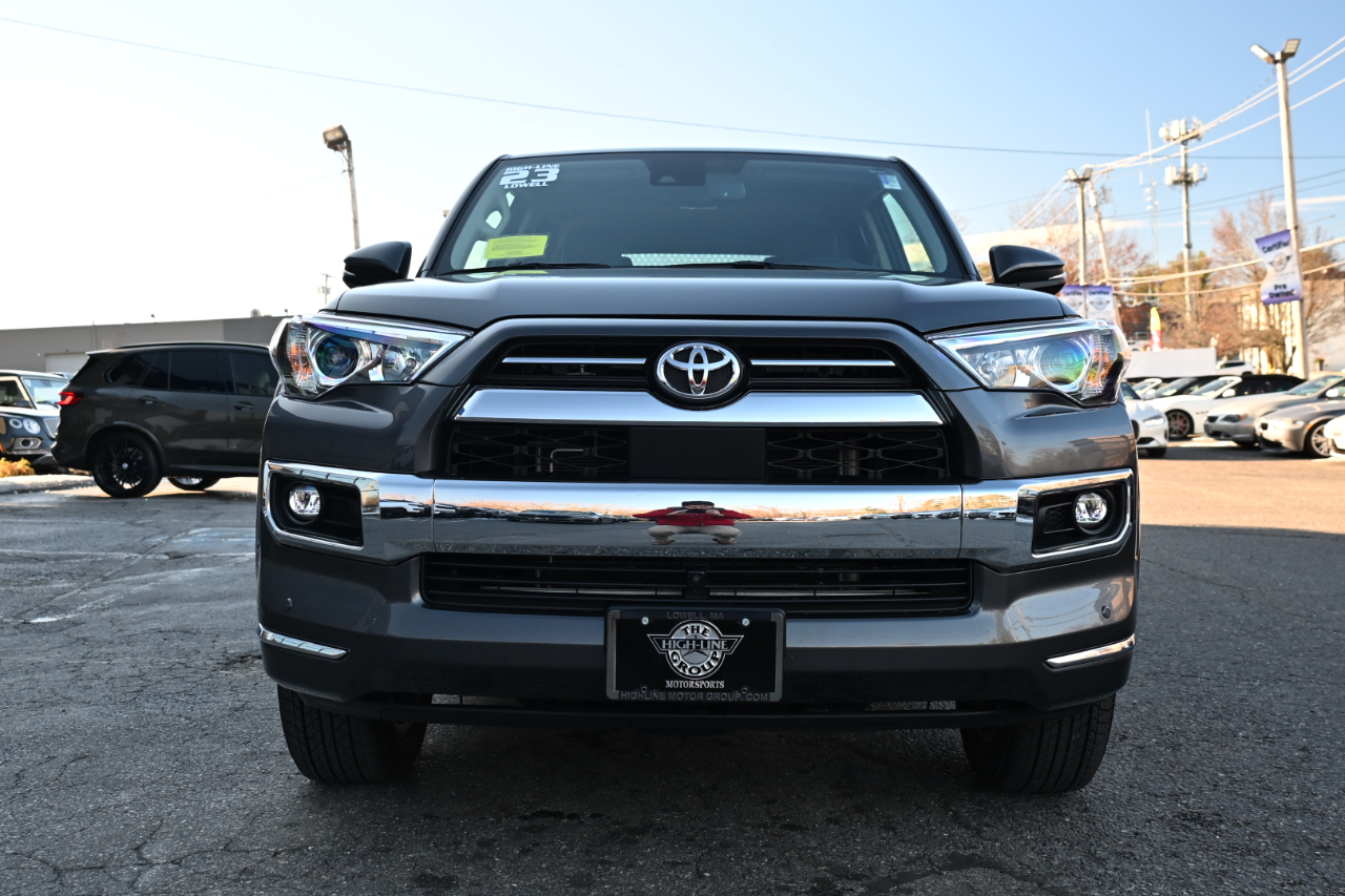 Toyota 4Runner Limited 4WD (Natl) 2023