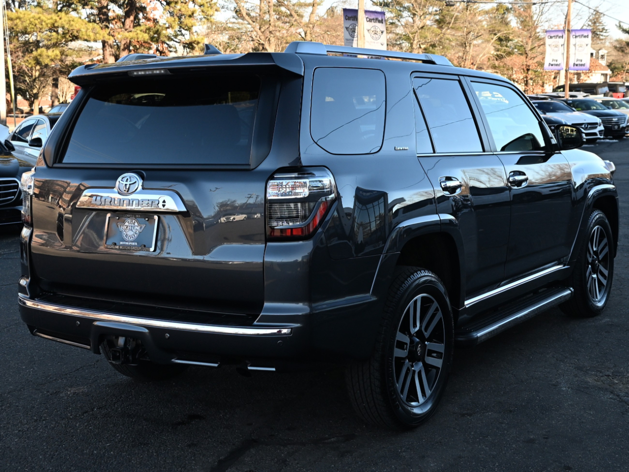 Toyota 4Runner Limited 4WD (Natl) 2023