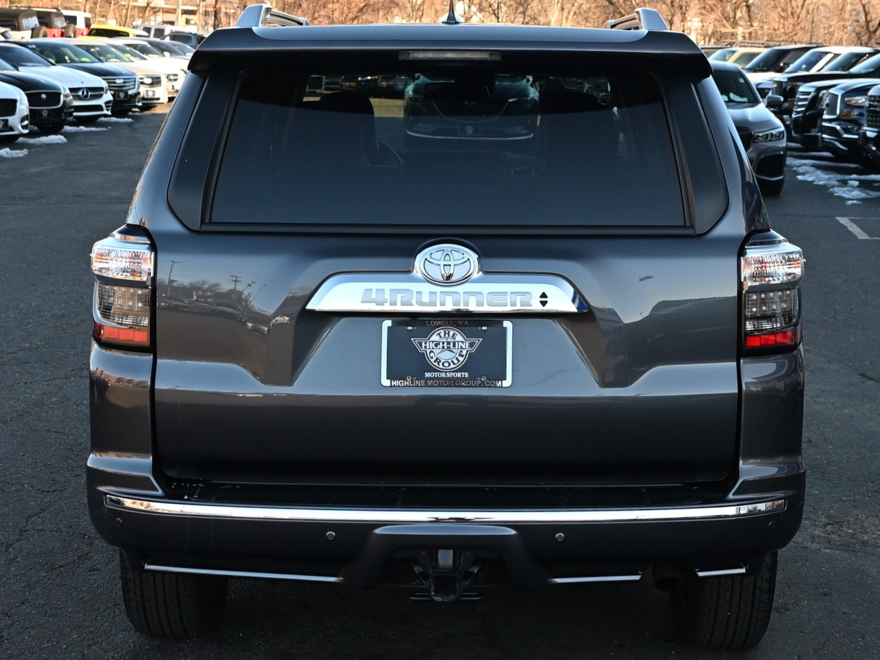 Toyota 4Runner Limited 4WD (Natl) 2023