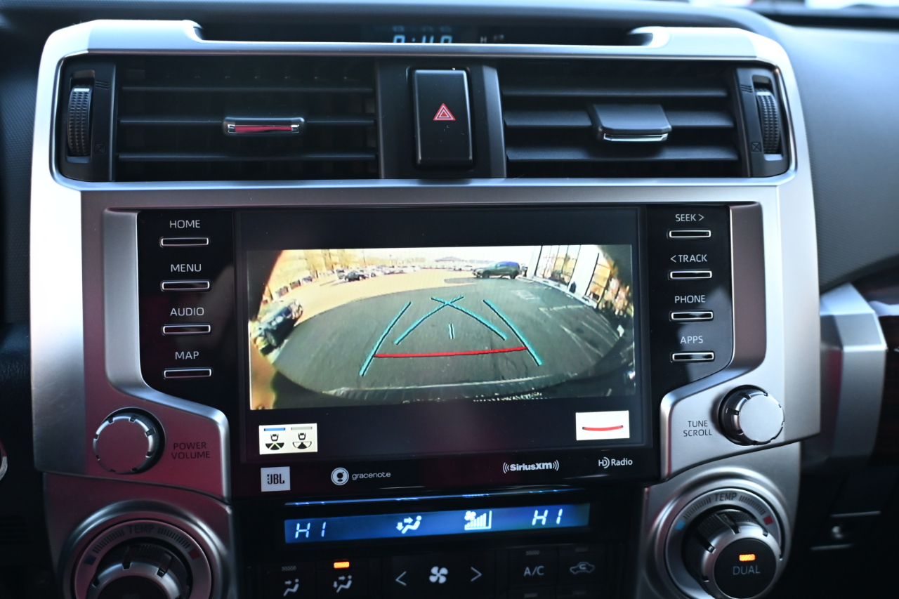 Toyota 4Runner Limited 4WD (Natl) 2023