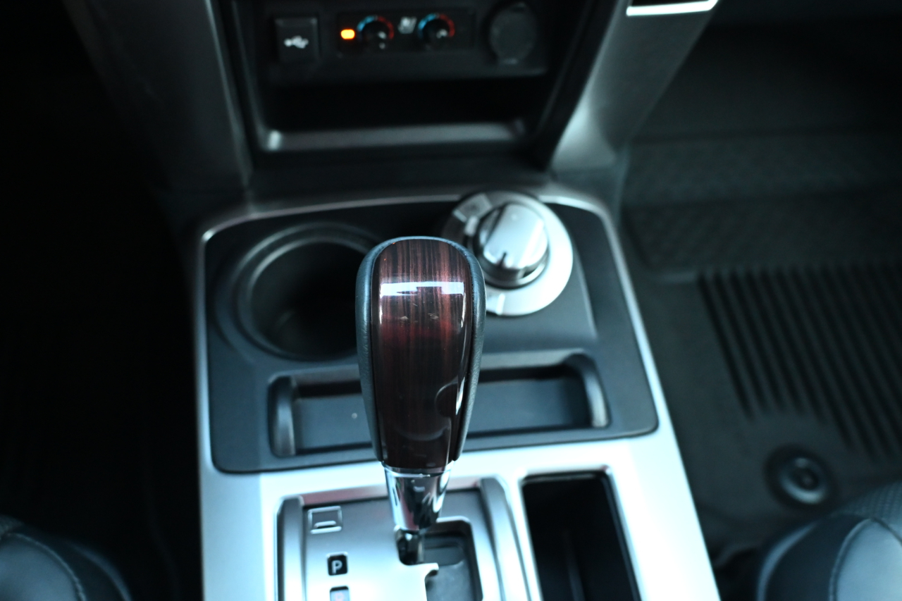 Toyota 4Runner Limited 4WD (Natl) 2023