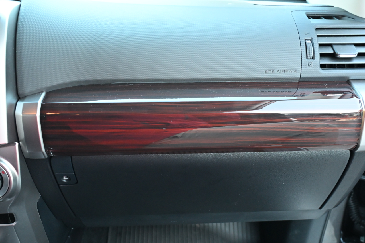 Toyota 4Runner Limited 4WD (Natl) 2023