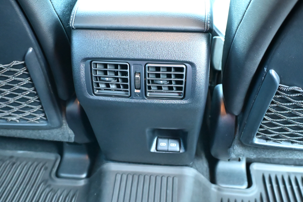 Toyota 4Runner Limited 4WD (Natl) 2023