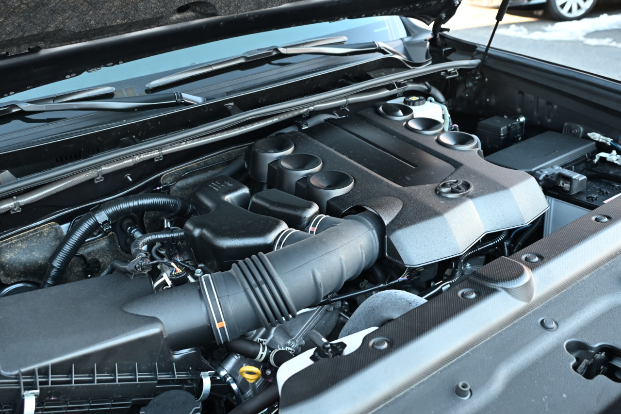 Toyota 4Runner Limited 4WD (Natl) 2023