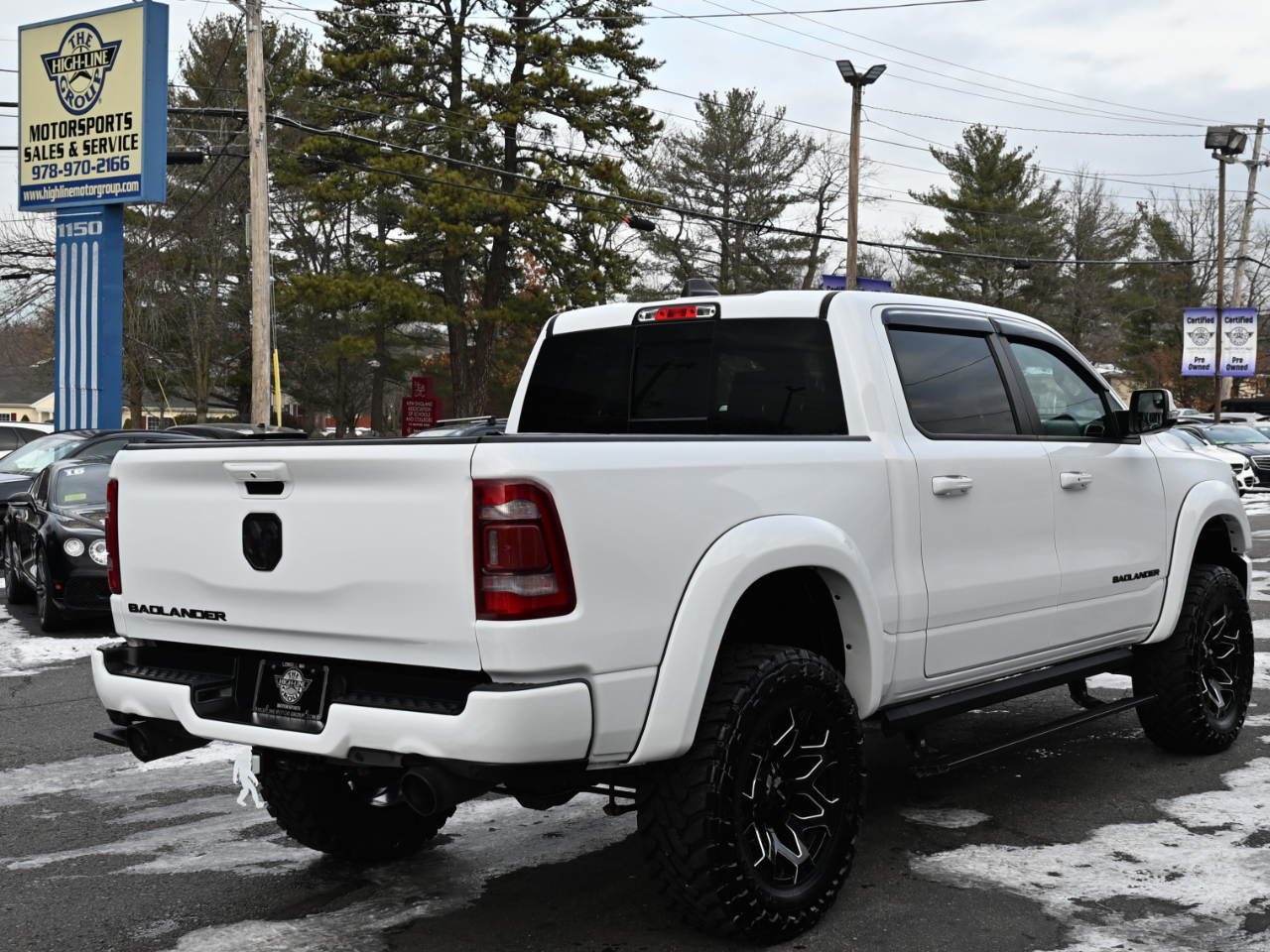 RAM 1500 Laramie 4x4 Crew Cab 5'7" Box 2022