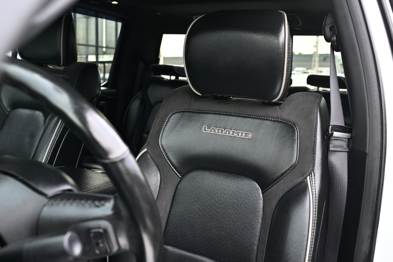 RAM 1500 Laramie 4x4 Crew Cab 5'7" Box 2022