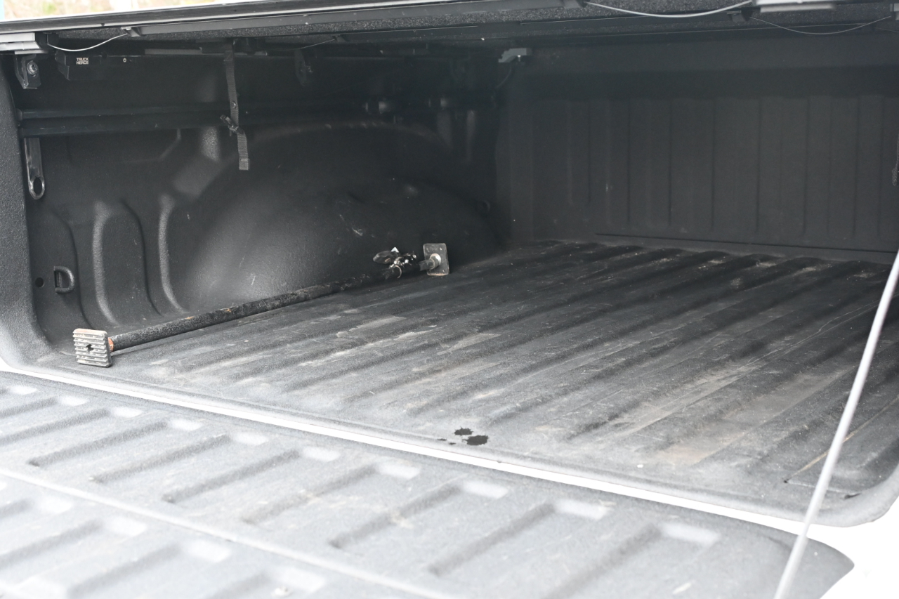 RAM 1500 Laramie 4x4 Crew Cab 5'7" Box 2022