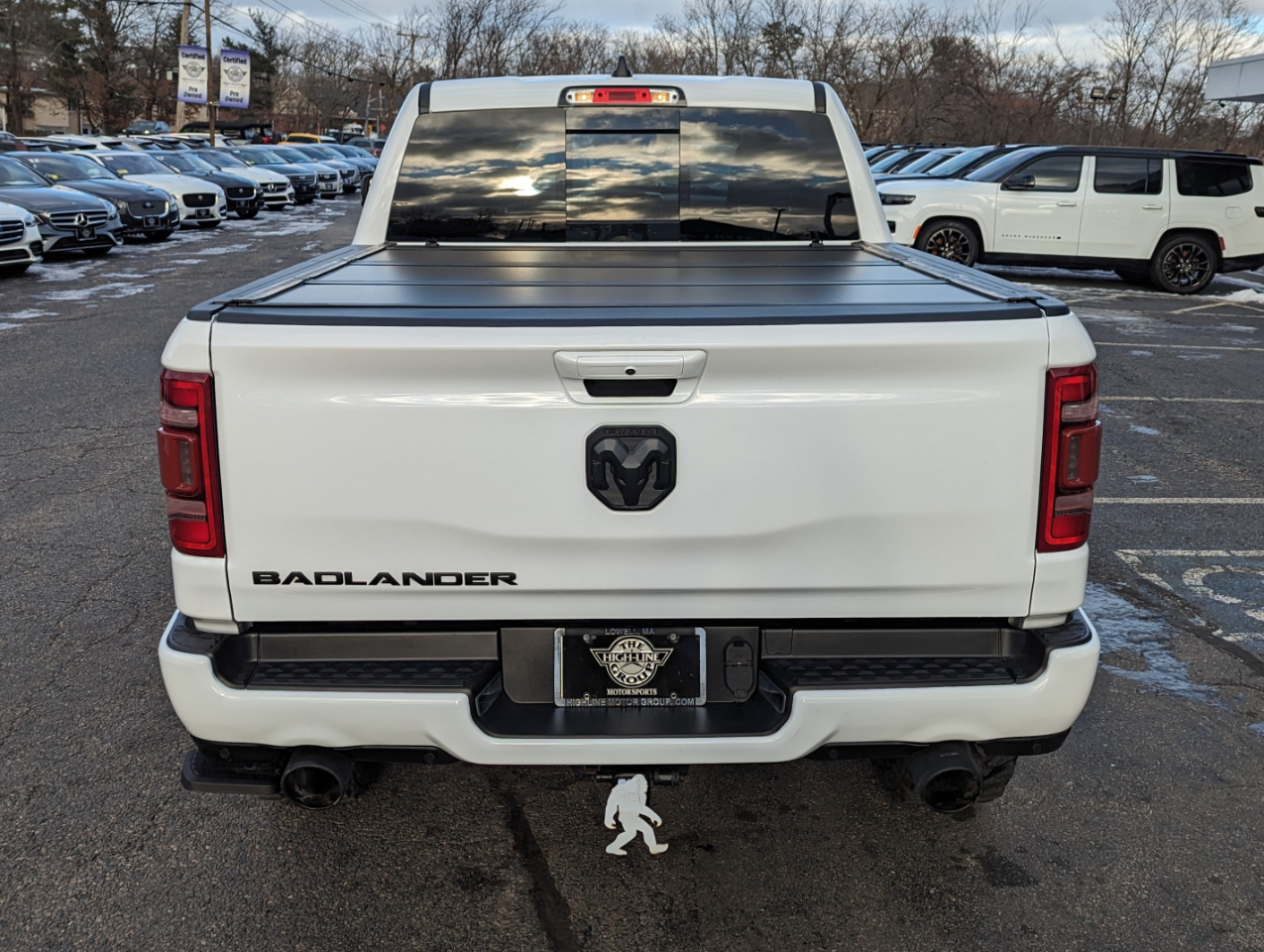 RAM 1500 Laramie 4x4 Crew Cab 5'7" Box 2022