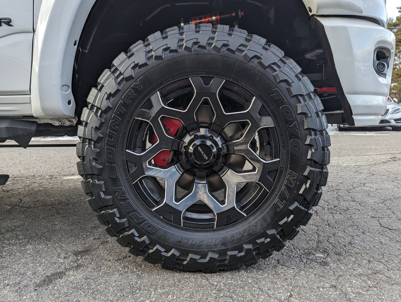 RAM 1500 Laramie 4x4 Crew Cab 5'7" Box 2022