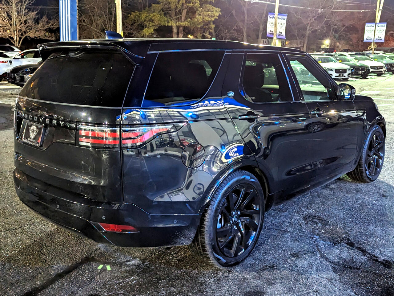 Land Rover Discovery P300 Dynamic SE 2024