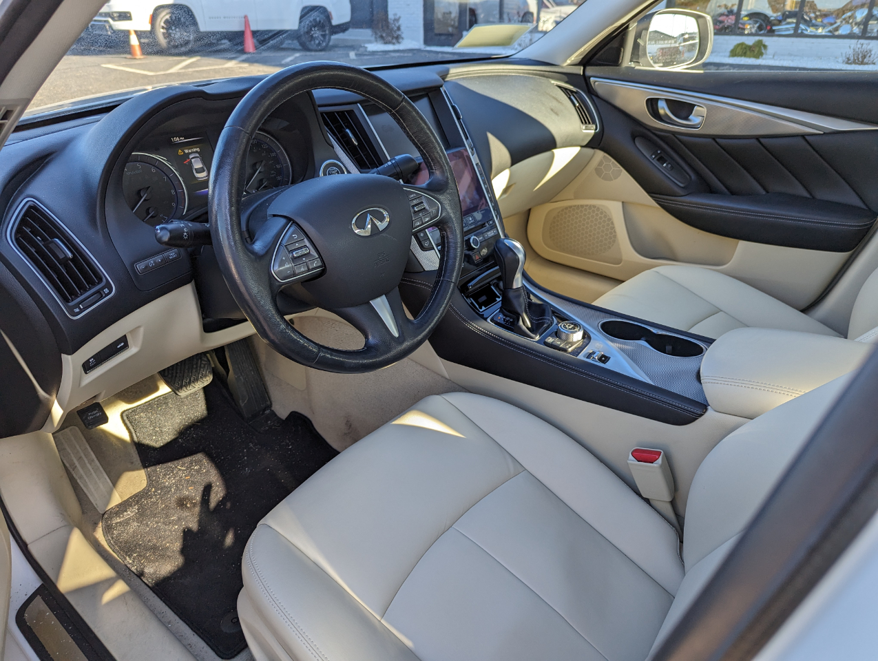 Infiniti Q50 4dr Sdn Premium AWD 2015