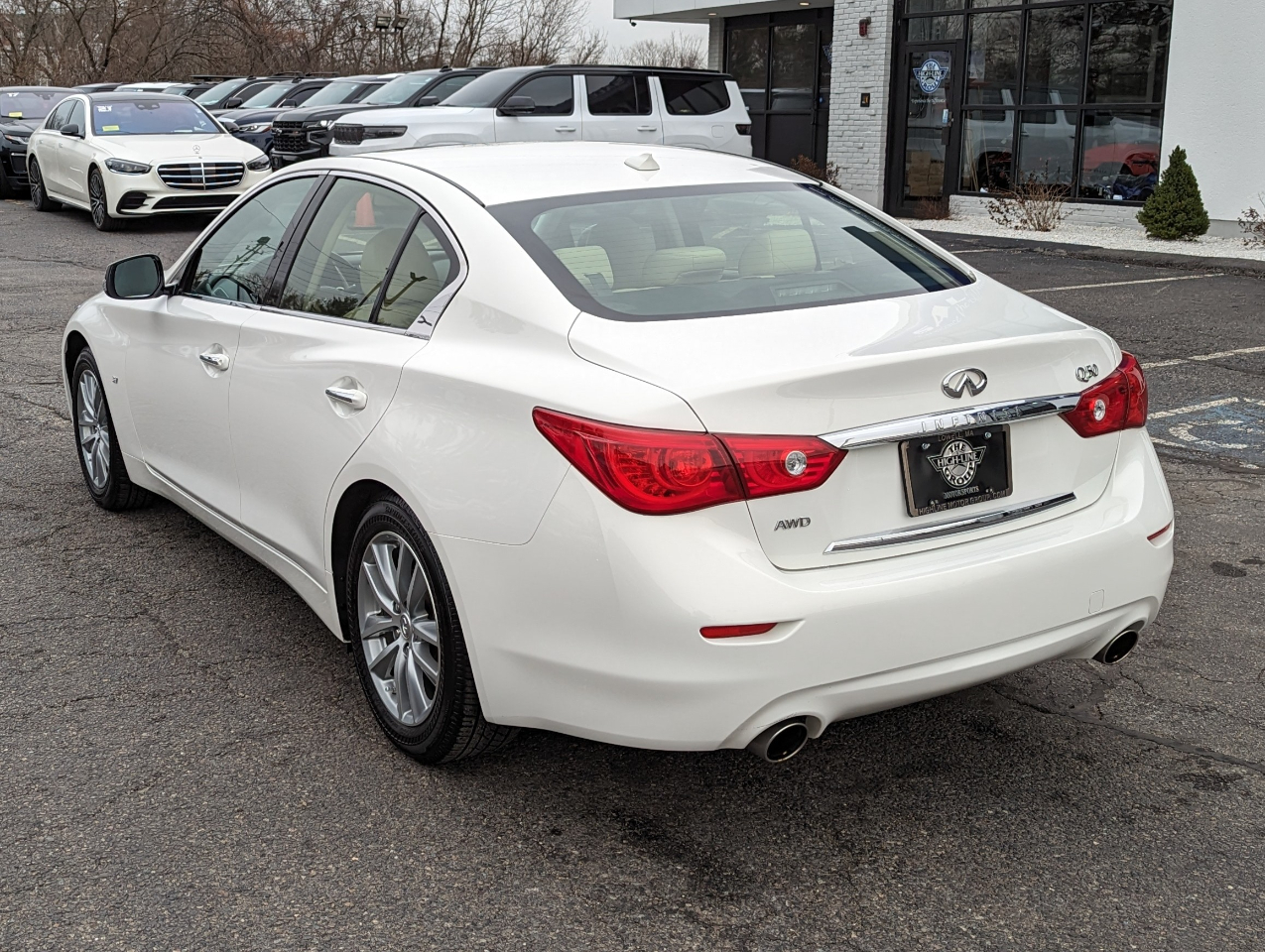Infiniti Q50 4dr Sdn Premium AWD 2015