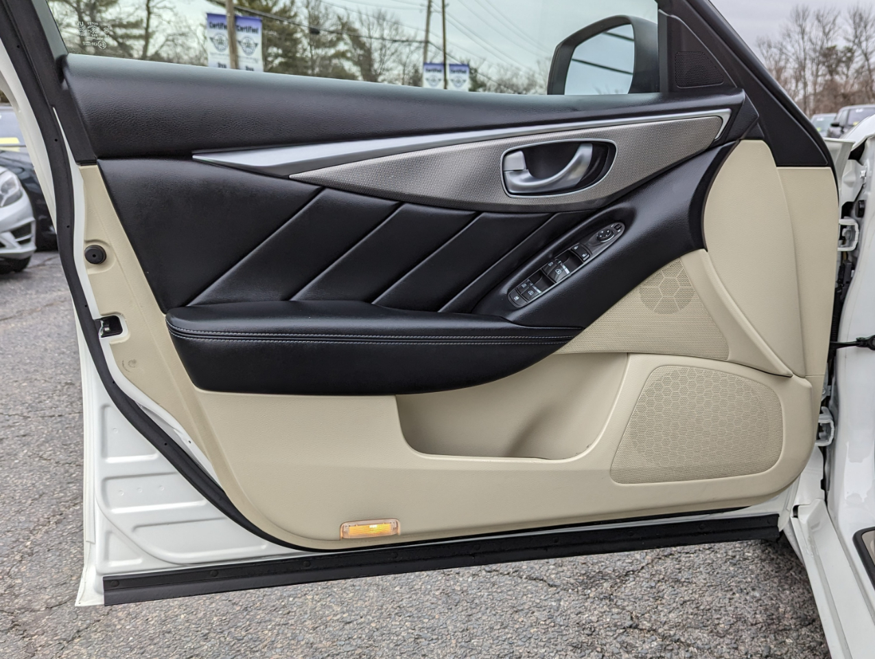 Infiniti Q50 4dr Sdn Premium AWD 2015