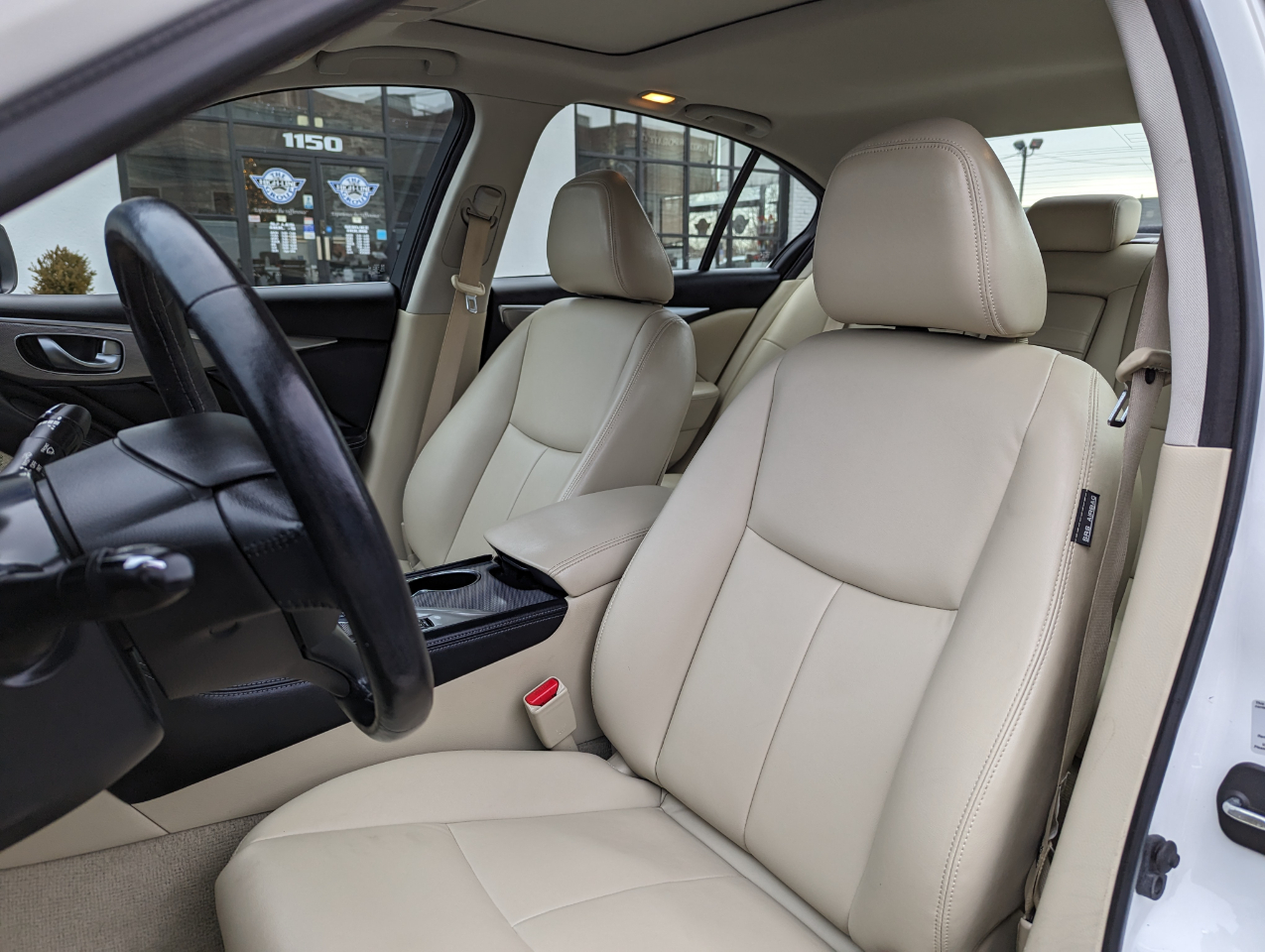 Infiniti Q50 4dr Sdn Premium AWD 2015