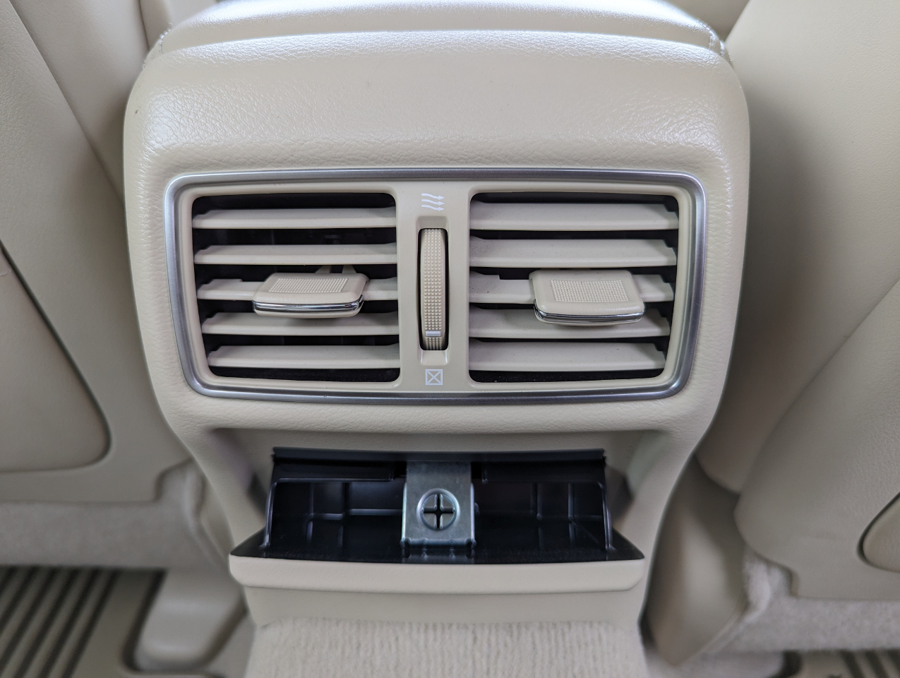 Infiniti Q50 4dr Sdn Premium AWD 2015