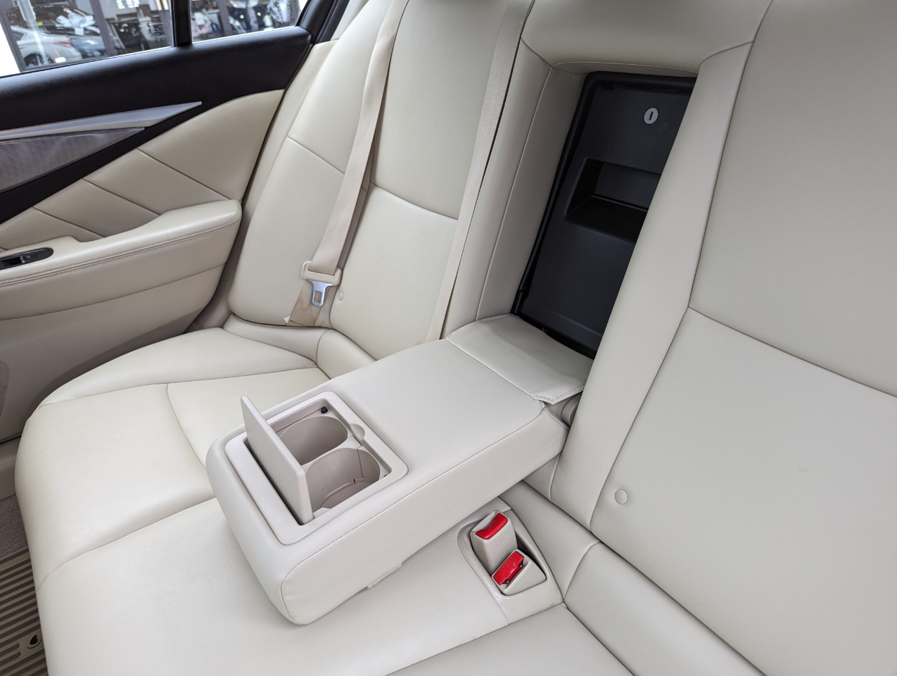 Infiniti Q50 4dr Sdn Premium AWD 2015