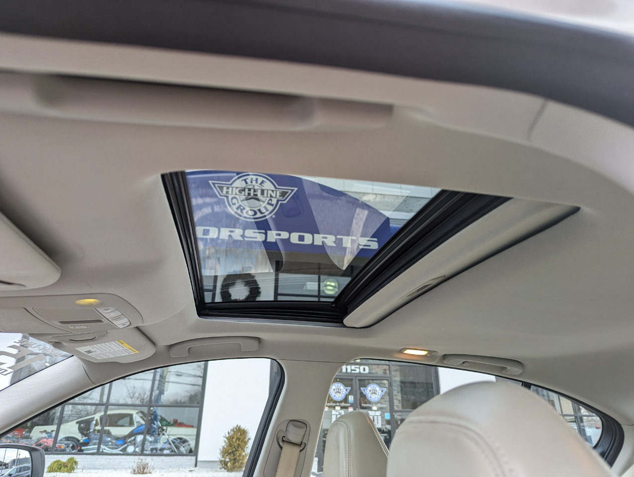 Infiniti Q50 4dr Sdn Premium AWD 2015