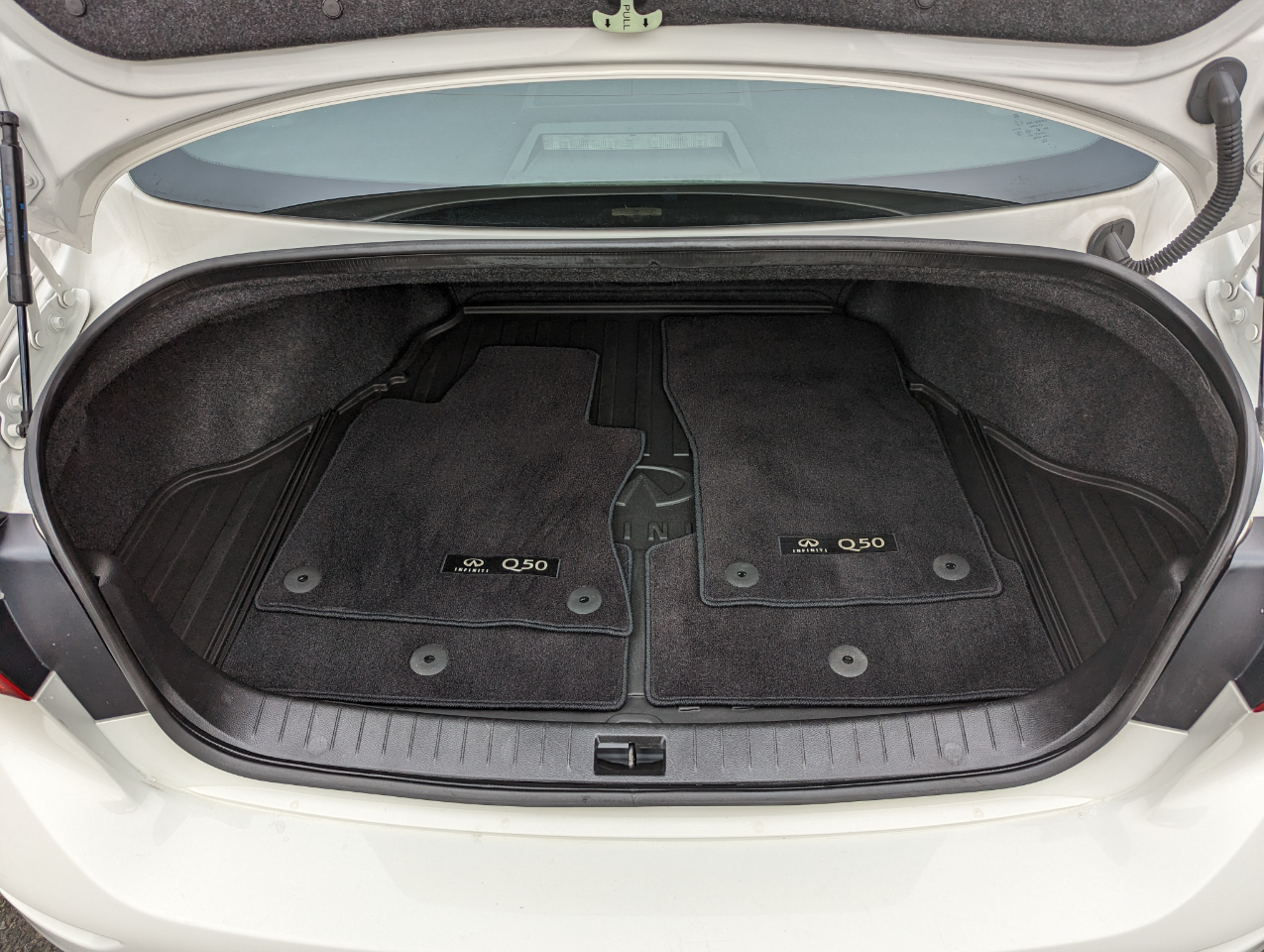 Infiniti Q50 4dr Sdn Premium AWD 2015