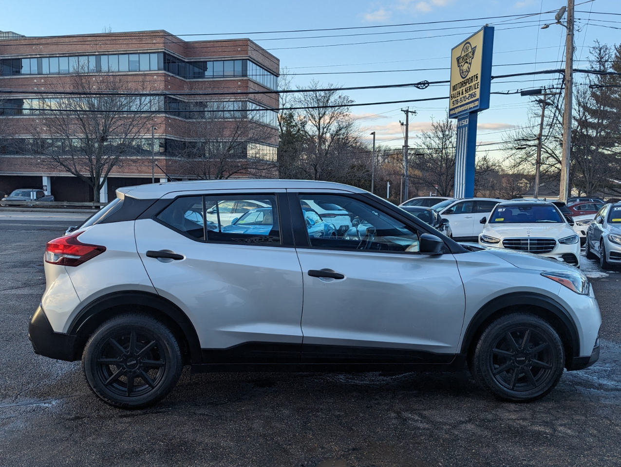 Nissan Kicks S FWD 2020