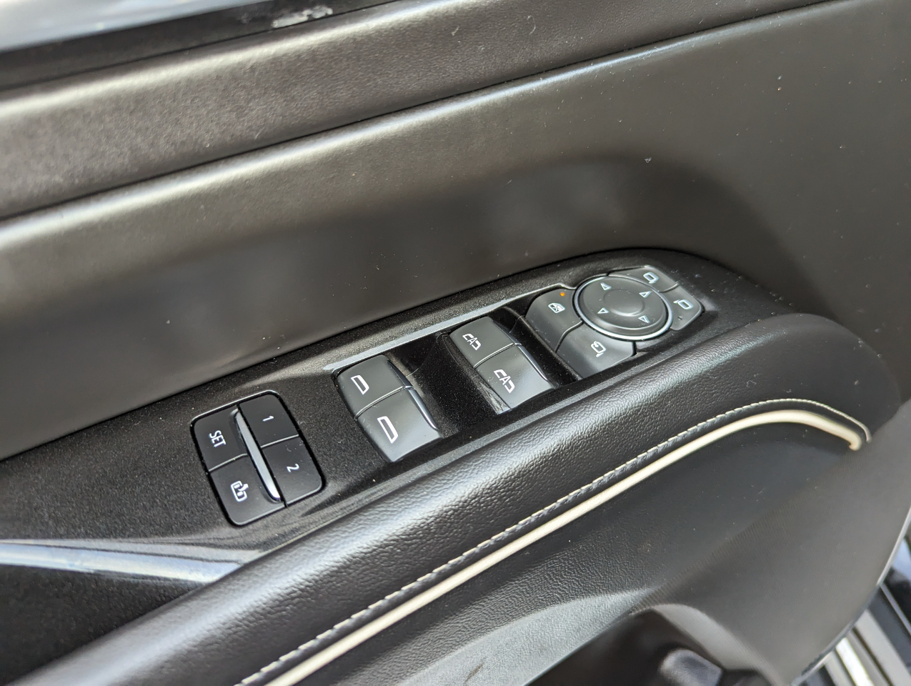 Cadillac Escalade 4WD 4dr Sport Platinum 2023