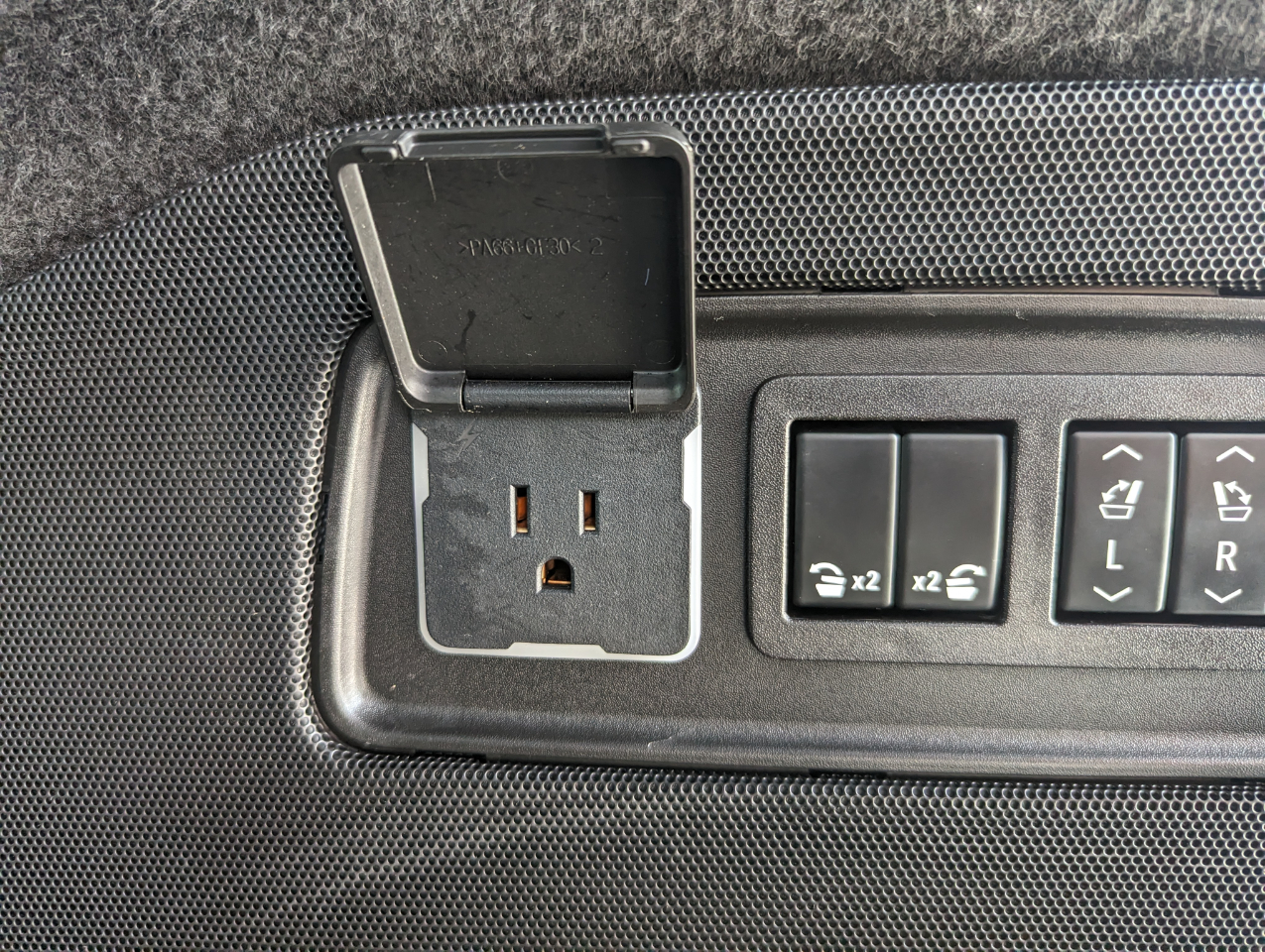 Cadillac Escalade 4WD 4dr Sport Platinum 2023