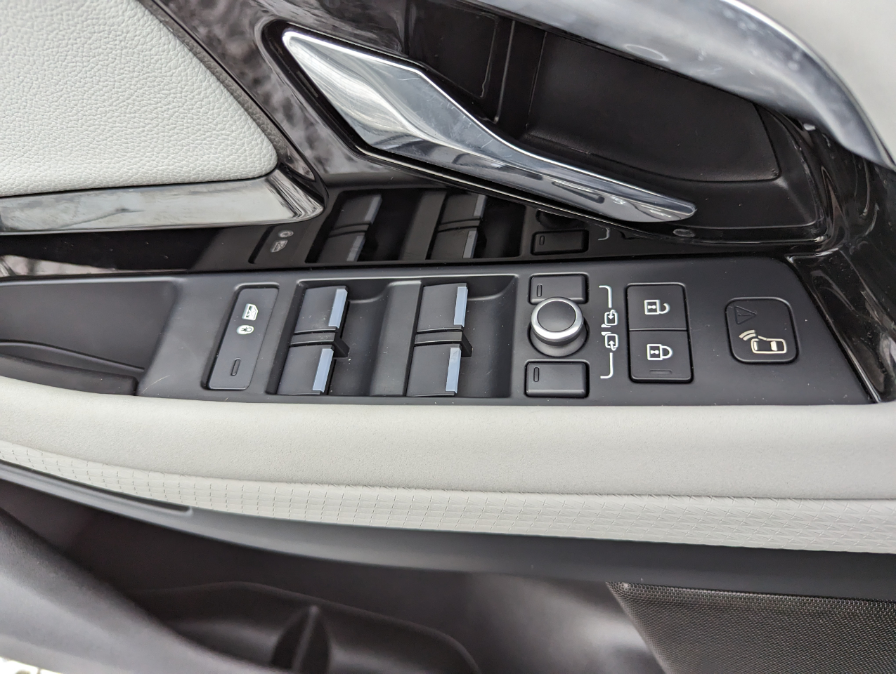 Land Rover Range Rover Evoque R-Dynamic S AWD 2022